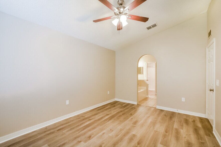 Building Photo - 4709 Fiske Cir