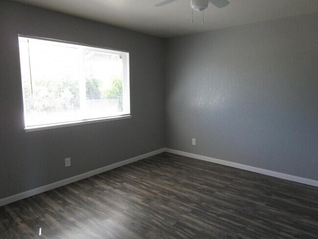 Building Photo - 3266 Blue Ridge Circle