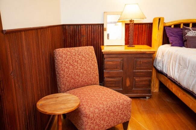 Building Photo - 119 S Main St