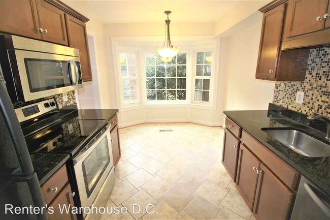 Building Photo - 3 br, 3.5 bath House - 2214 N Tuckahoe St