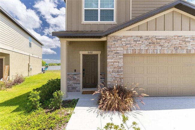 Building Photo - 8688 Sportsman Lp