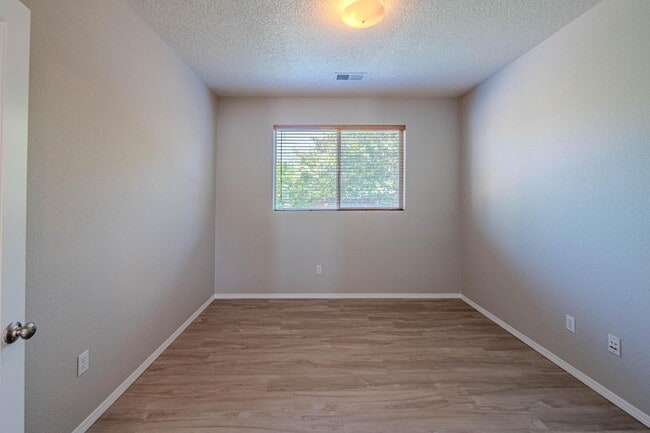 Building Photo - 10532 Coyote Canyon Pl NW