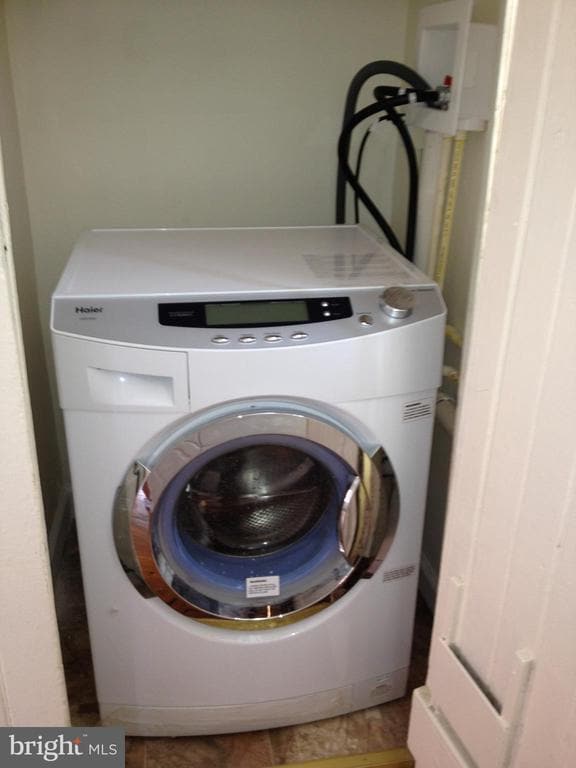 Building Photo - 514 N Market St