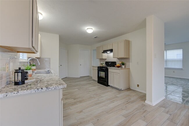 Building Photo - 9926 Myrtle Field Ln