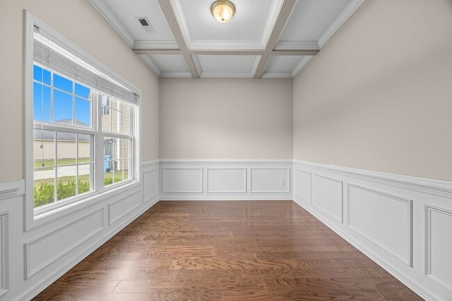 Building Photo - Welcome to Carolina Plantations!