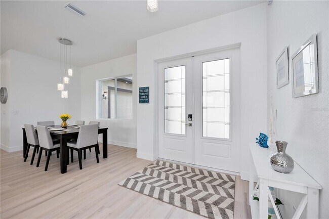 Building Photo - 6146 Grandeur St