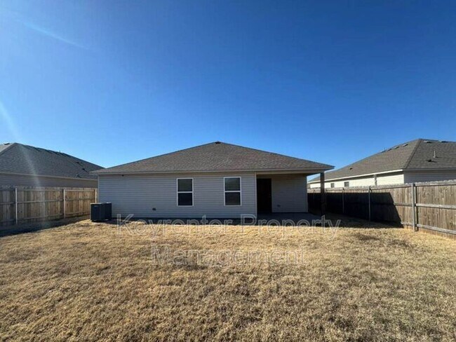 Building Photo - 1515 Chuck Wagon Dr