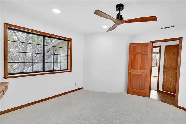 Building Photo - 12126 Waxwing Ct