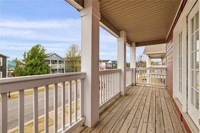 Building Photo - 614 N Keats Dr