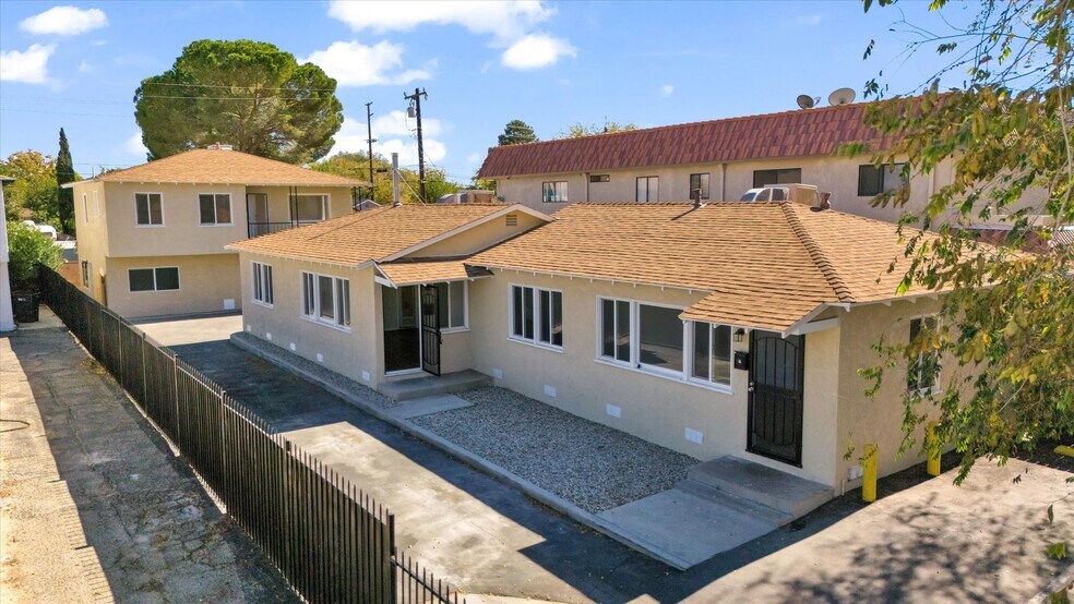 Building Photo - 44736 Gadsden Ave