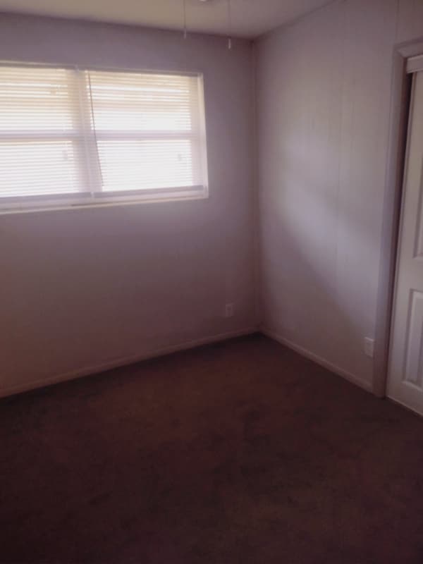 Building Photo - 5685 Atlee Ave