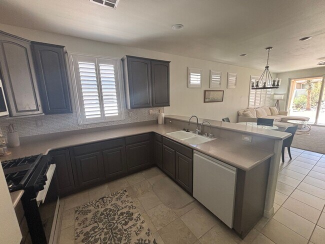 Building Photo - 2 BEDROOM, 2 BATHROOM IN 55+ COMMUNITY OF JESS RANCH