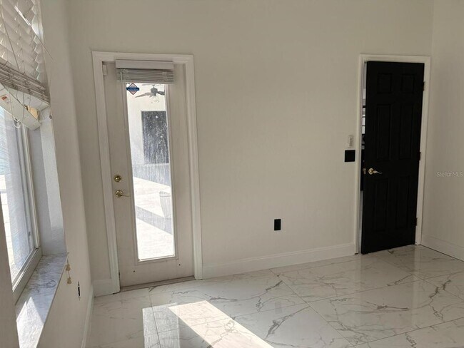 Building Photo - 20530 Quinn St