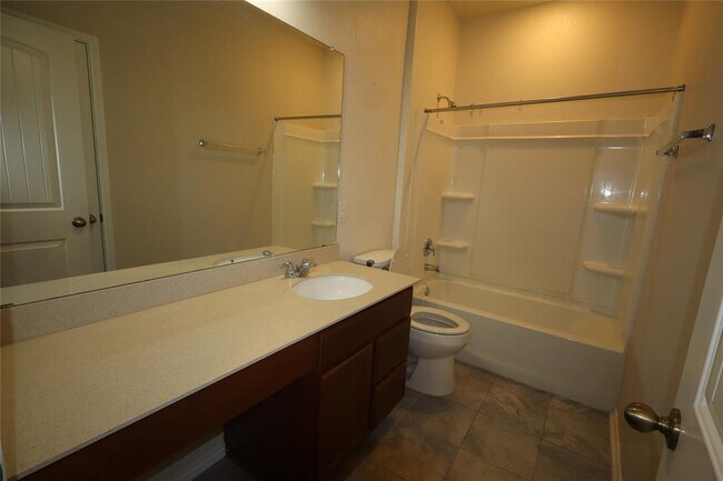 Building Photo - 17009 Gibbons Path