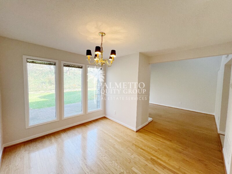 Building Photo - 210 N Lindell Rd