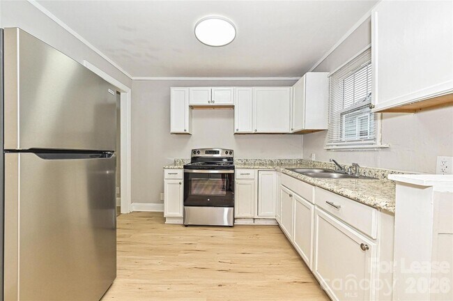 Building Photo - 3108 Rush Ave