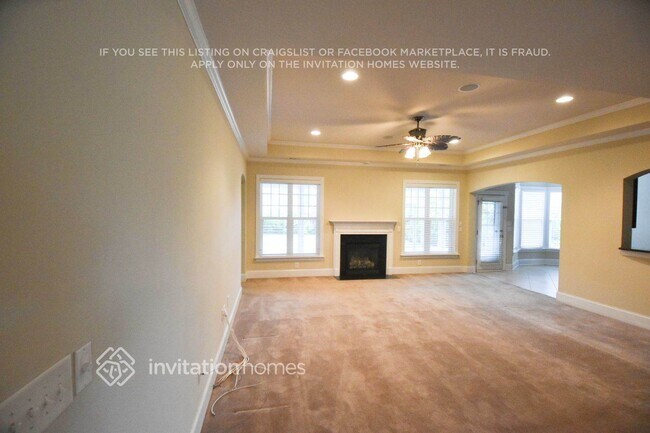 Building Photo - 10814 Bask Ct