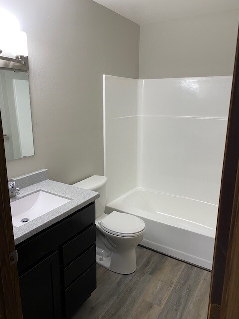 Bathroom - 1642 Sunfield St