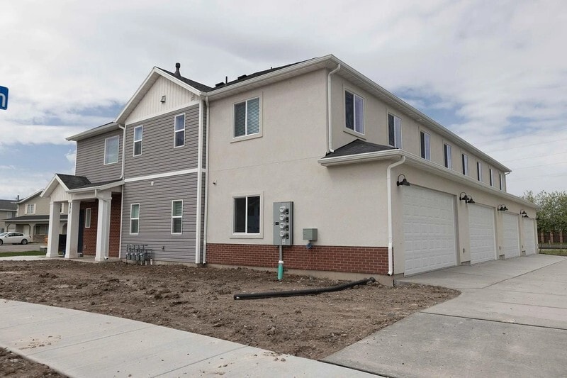 Building Photo - 578 W 1120 N