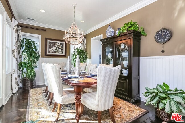 Building Photo - 7391 W Coastal View Dr