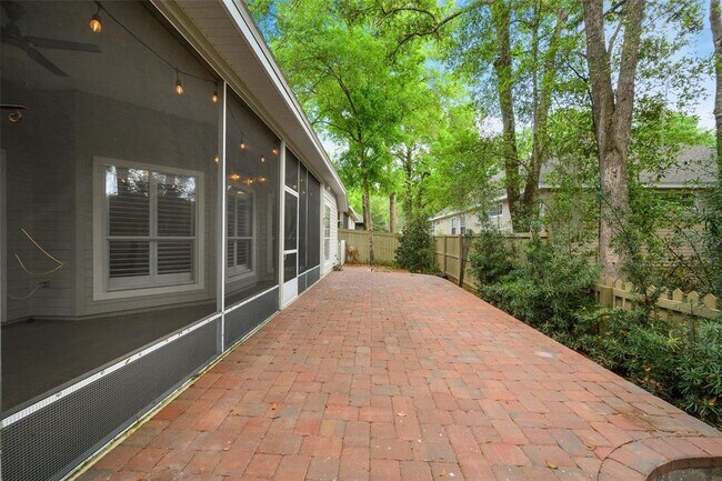 Building Photo - 9821 SW 34th Rd