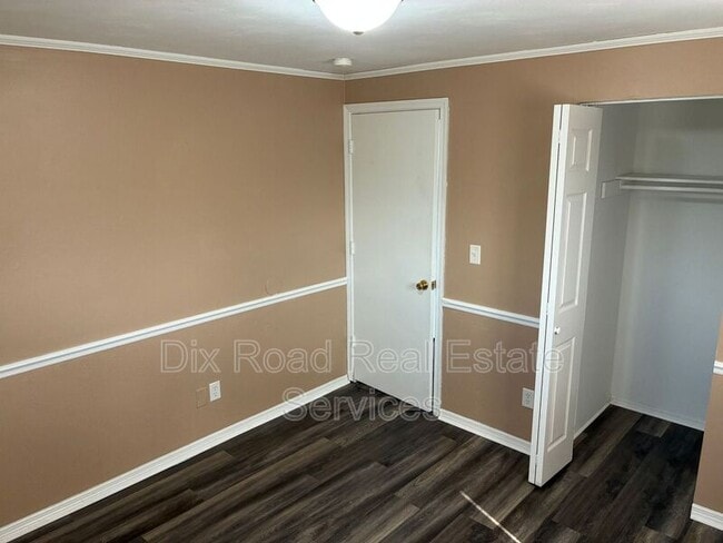 Building Photo - 7106 Lunceford Dr