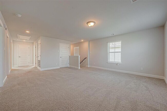 Building Photo - 429 Aurora Creek Ln