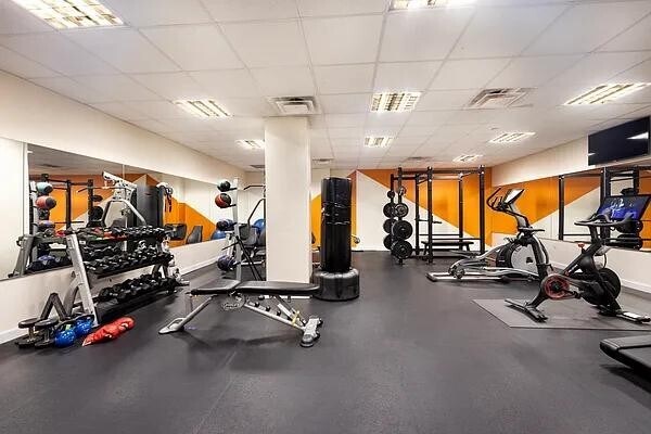 Building Photo - 50 Franklin St