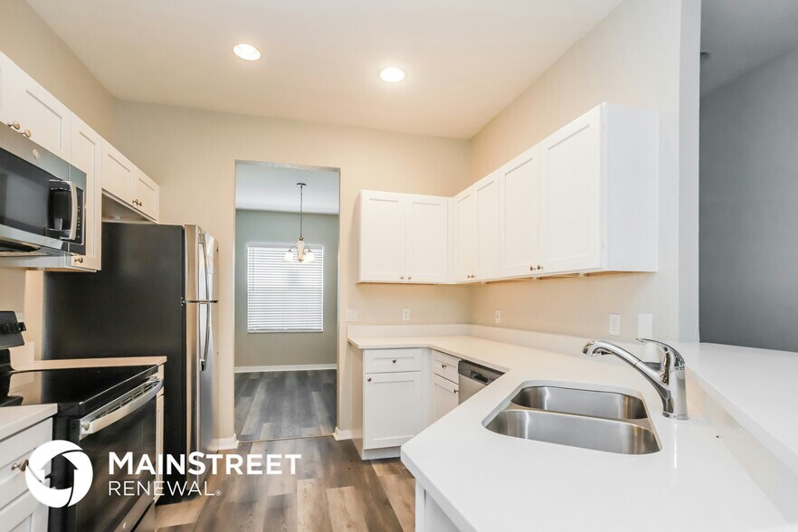 Building Photo - 7836 Evinrude Ave