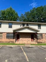 Building Photo - 636 Garland St