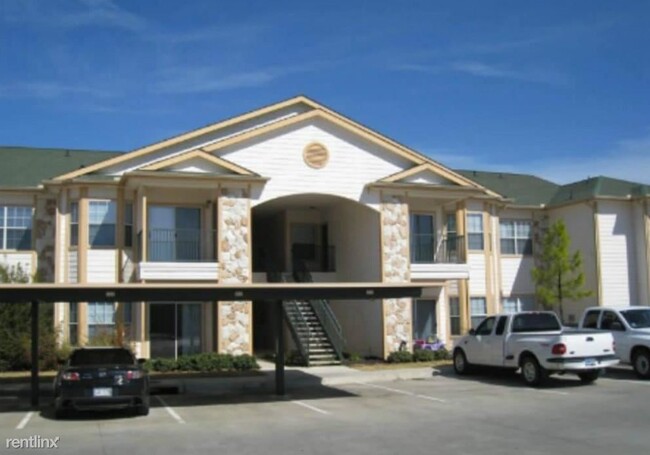 Building Photo - 1 br, 1 bath Condo - 19788 Highway 105 W F...