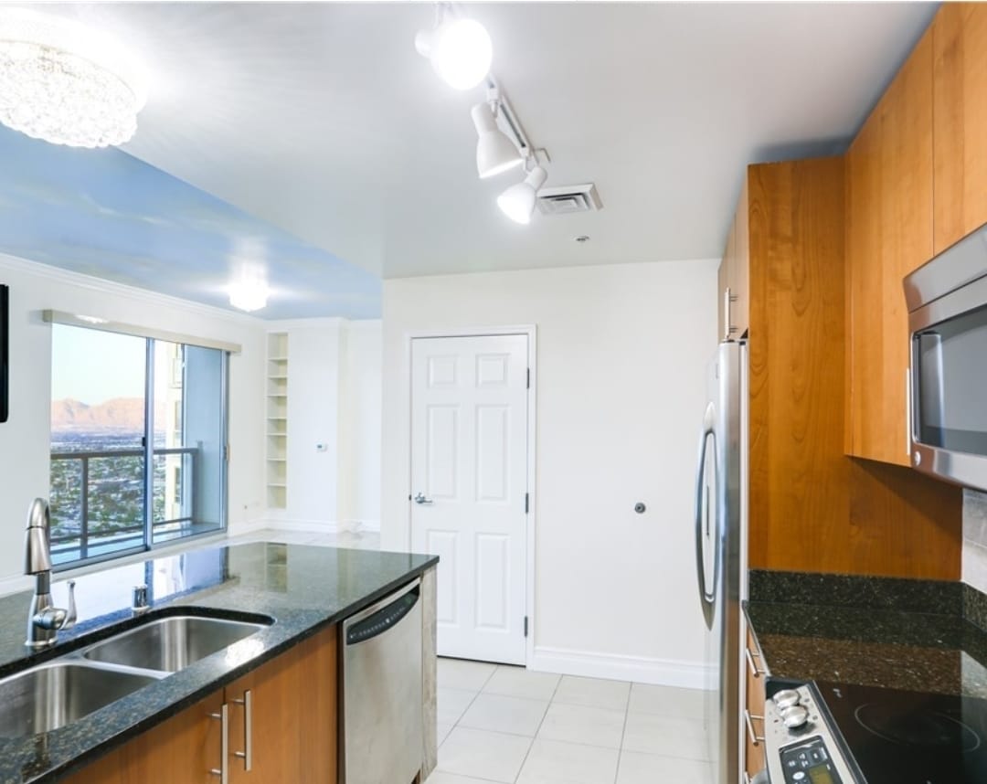 Side kitchen view - 200 W Sahara Ave