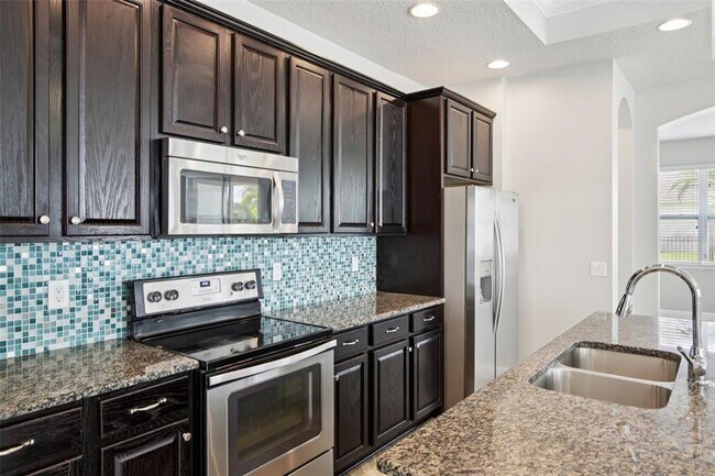 Building Photo - 6906 Sail View Ln