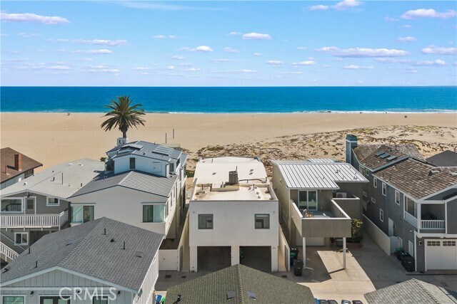 Building Photo - 816 W Oceanfront