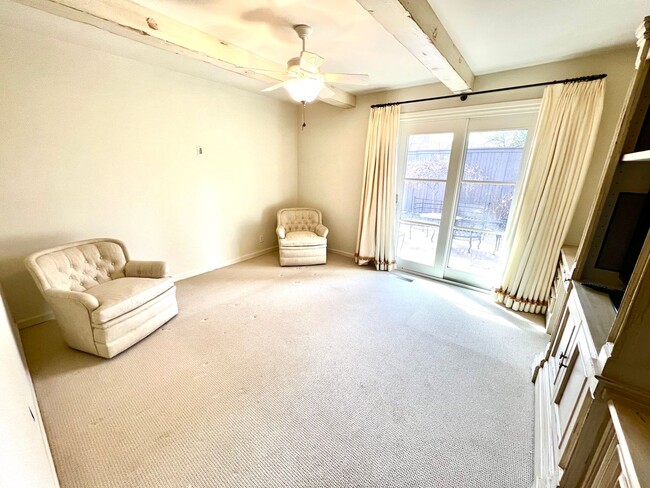 Building Photo - Rare rental opportunity in gated Garden Park!