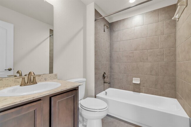 Building Photo - 13313 Suntail Ct