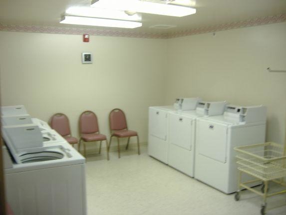 Laundry Facility - Grand Haven Commons