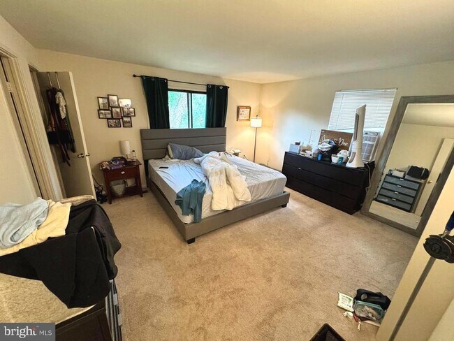 Building Photo - 6363 11th Rd N