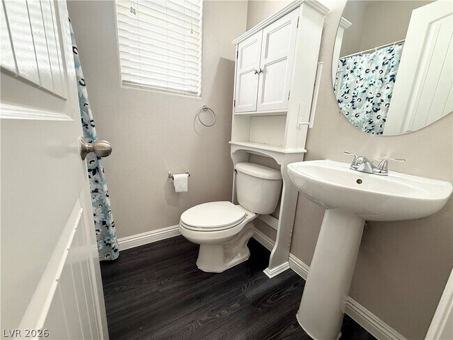 Building Photo - 6982 Majestic Palm Dr
