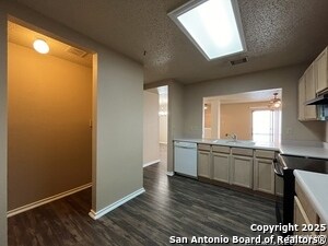 Building Photo - 6847 Canary Meadow Dr