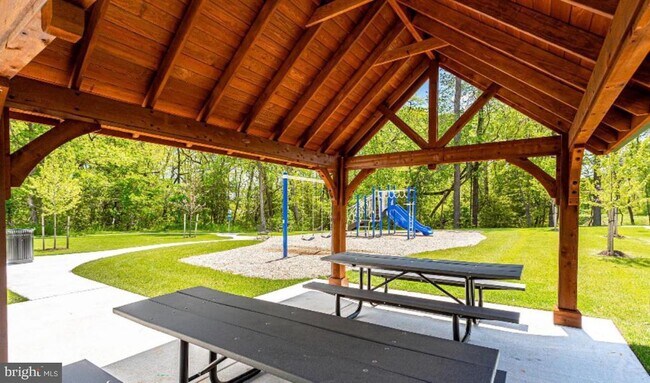 Building Photo - 8311 Amber Beacon Cir