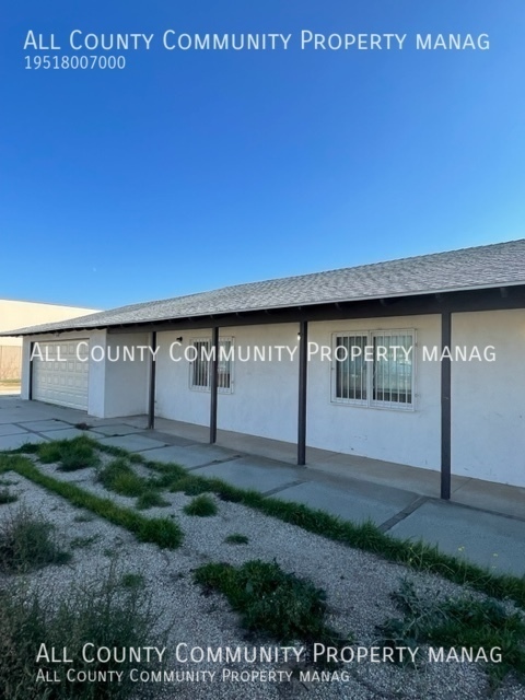 Building Photo - 186 S California Ave