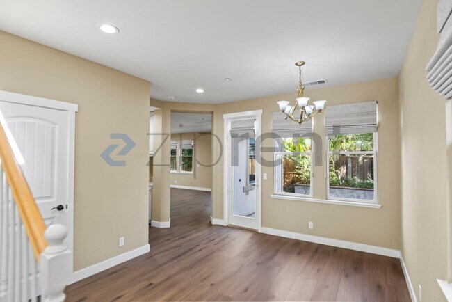 Building Photo - 1294 Pistachio Terrace