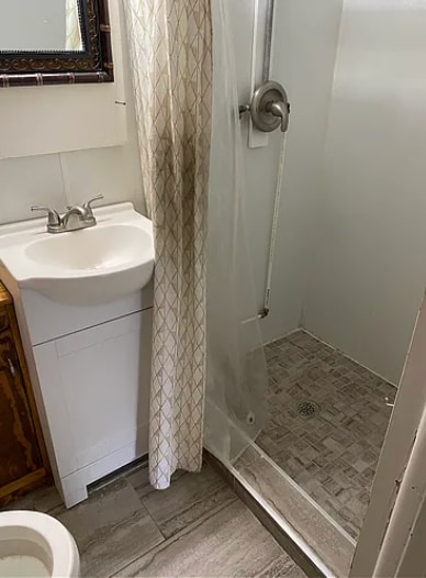 Basement Bath - 8120 Burdette St
