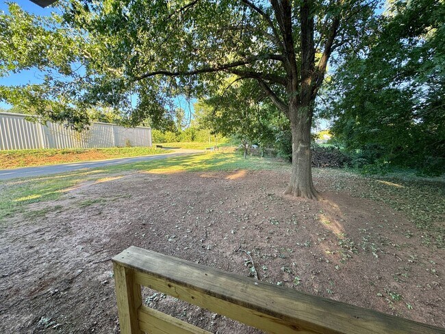 Building Photo - Statesville - 2BD/1BA