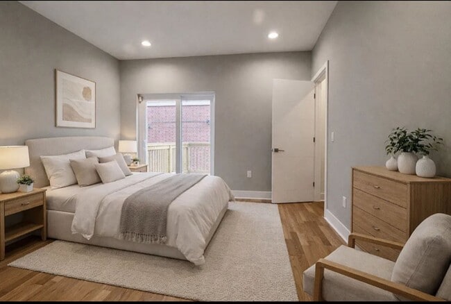 Building Photo - 1642 Cambridge St