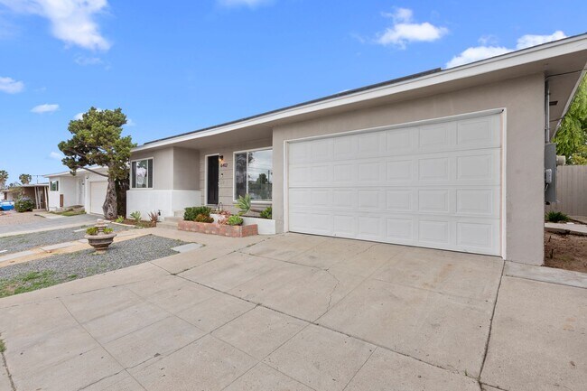 Building Photo - 6412 Cleo St
