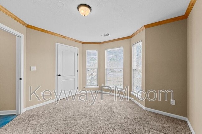 Building Photo - 811 Oshields Ct