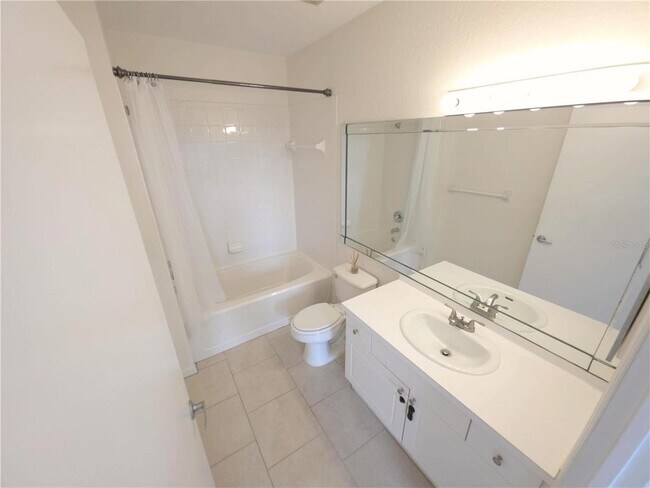 Building Photo - 5168 Northridge Rd