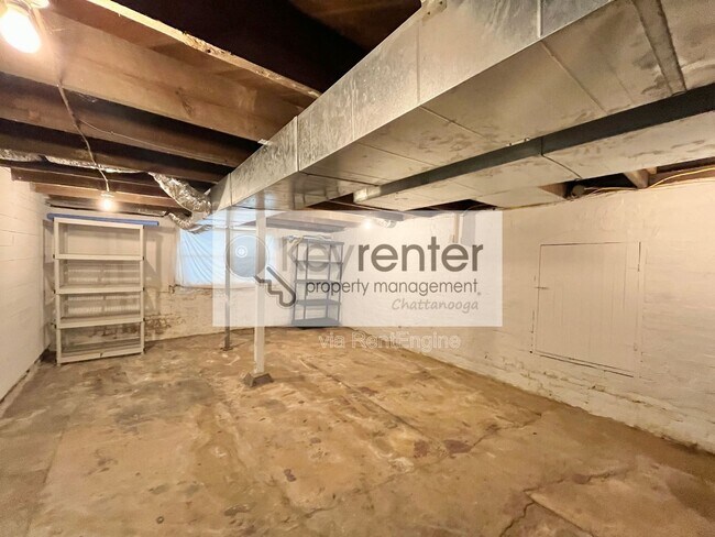 Building Photo - 1610 Hixson Pike